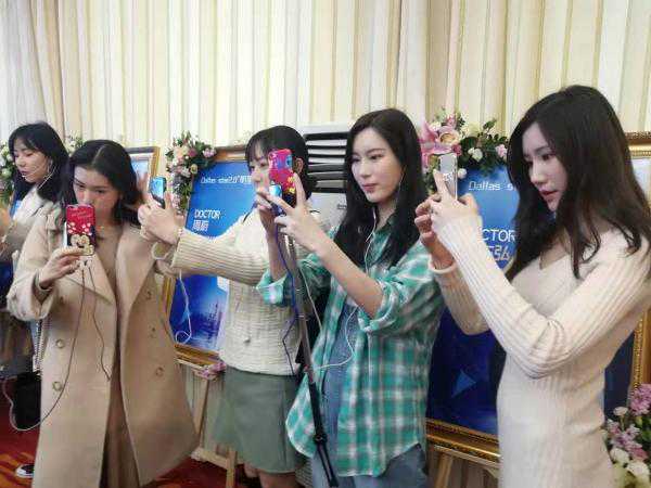 巅峰论道 共享鼻部整形高峰思想丨气氛热烈 共推云南整形行业发展