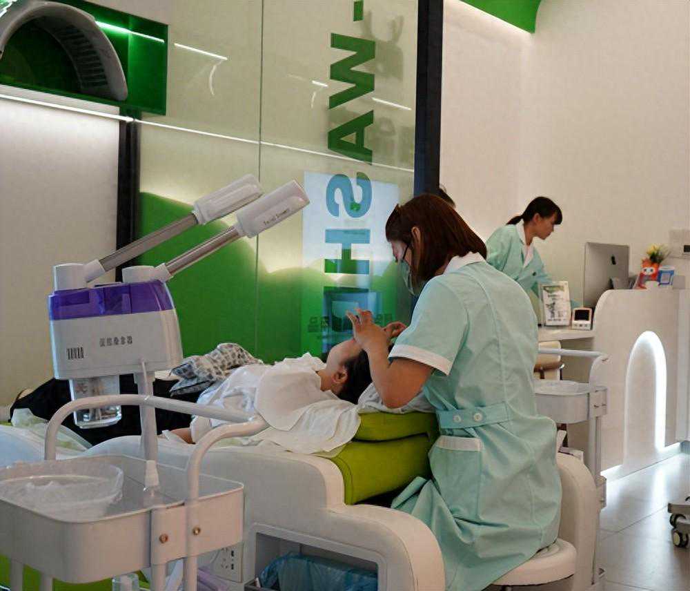 什么是轻美容？喜脸鹿告诉你答案！