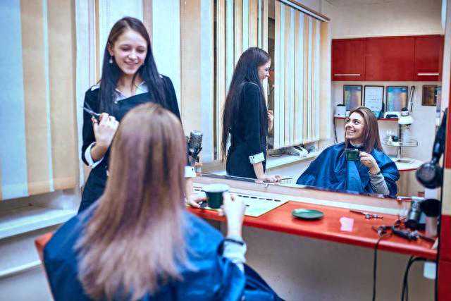 如何报考美容美发师？考证时间、条件、流程以及就业方向详解！