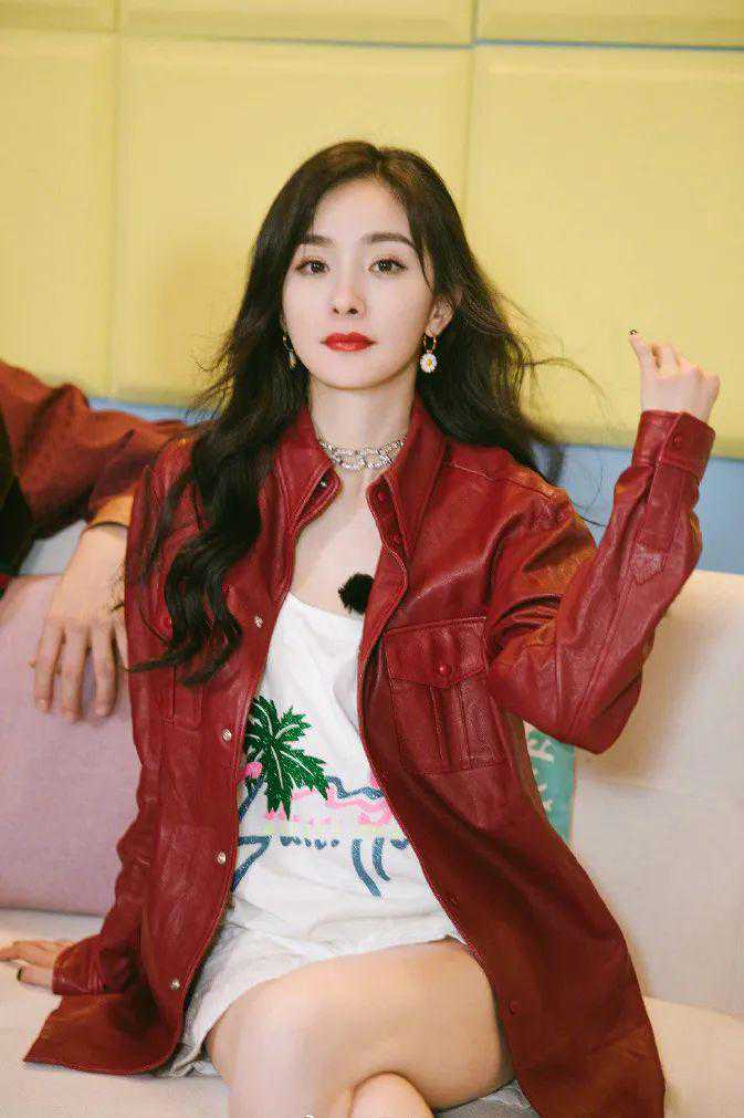 “坏女孩”才穿皮衣？