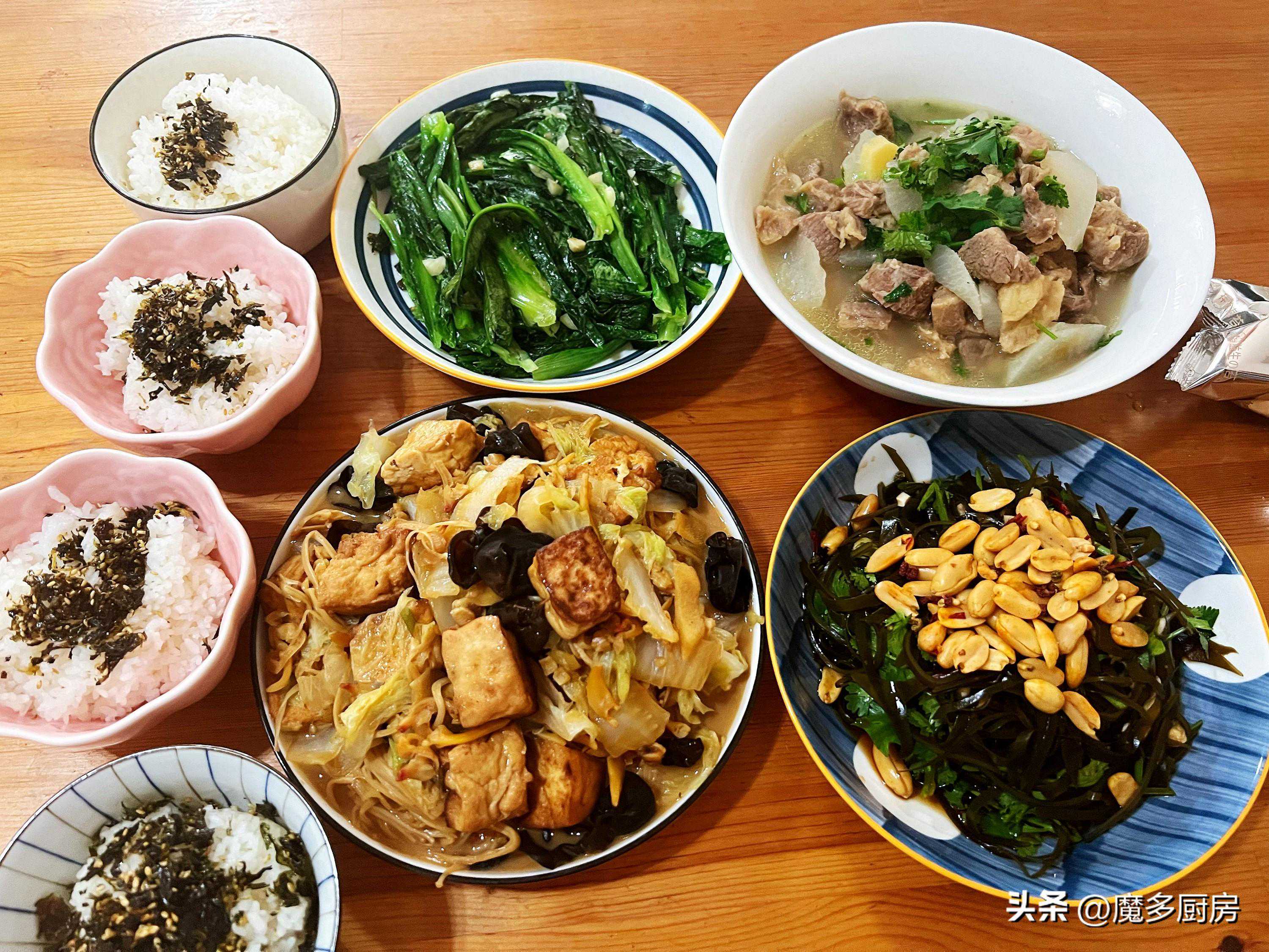 居家做饭不用太复杂，4道家常菜，荤素搭配有营养，冬季御寒暖身