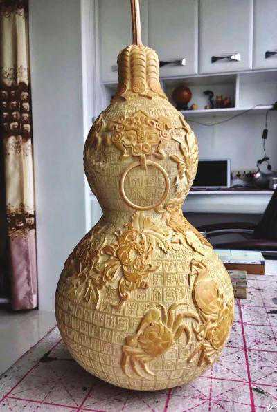 推陈出新难得“葫图” 白银艺人高若亭独创全新葫雕艺种