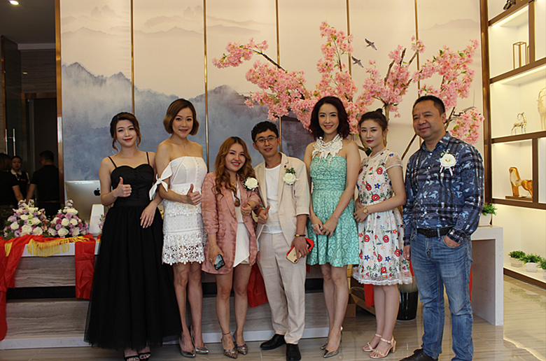 "绽放美丽·闪耀春城" 云南伊莱美总部耀世启航