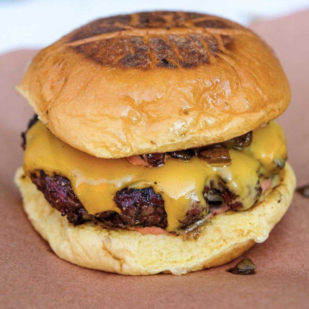 这届“秃如其来”的年轻人，连冰雪女王的发量都开始羡慕起来了