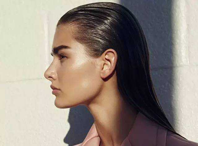 补妆有技巧，学会这几招你不吃亏呀！