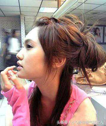 介绍蓬松花苞头的简单扎法 几步就能轻松搞定