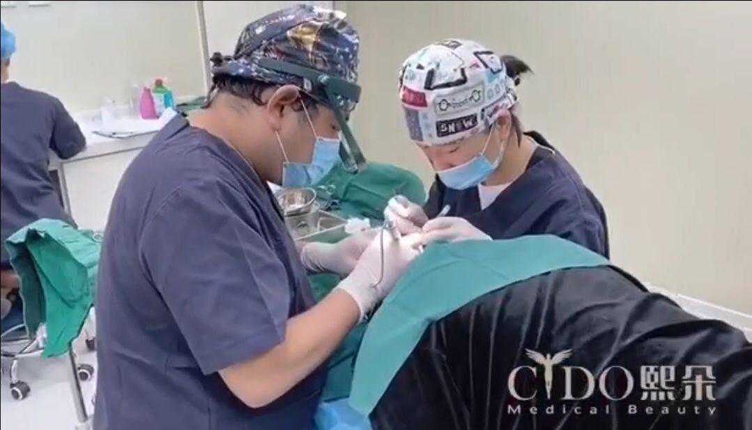 广州赫本熙朵植发医院举行开业典礼，开启熙朵集团植发蓝海新里程