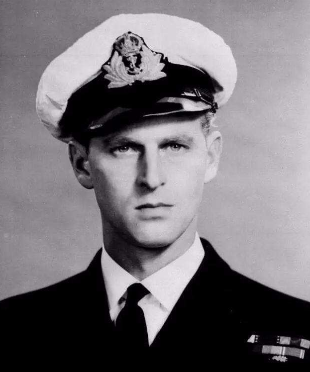 公主凸嘴龅牙，王子秃头少发，英王室的颜值被拉低是哪里出了问题