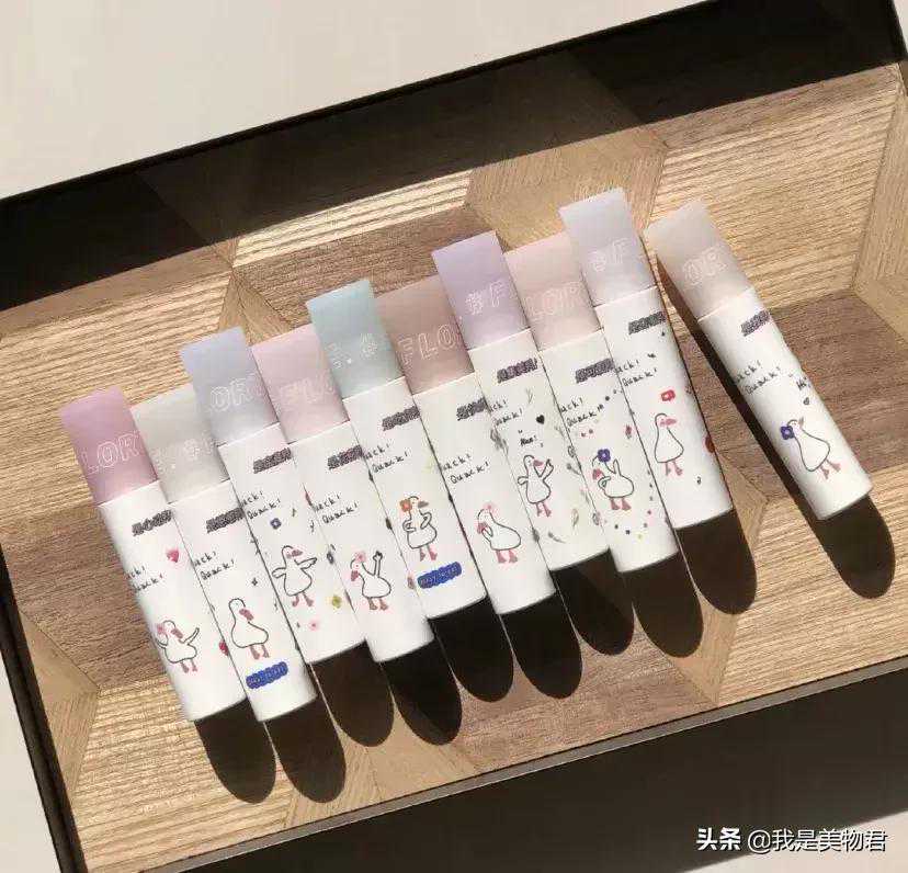 你想要的雾面哑光妆效，一支唇泥就能帮你实现