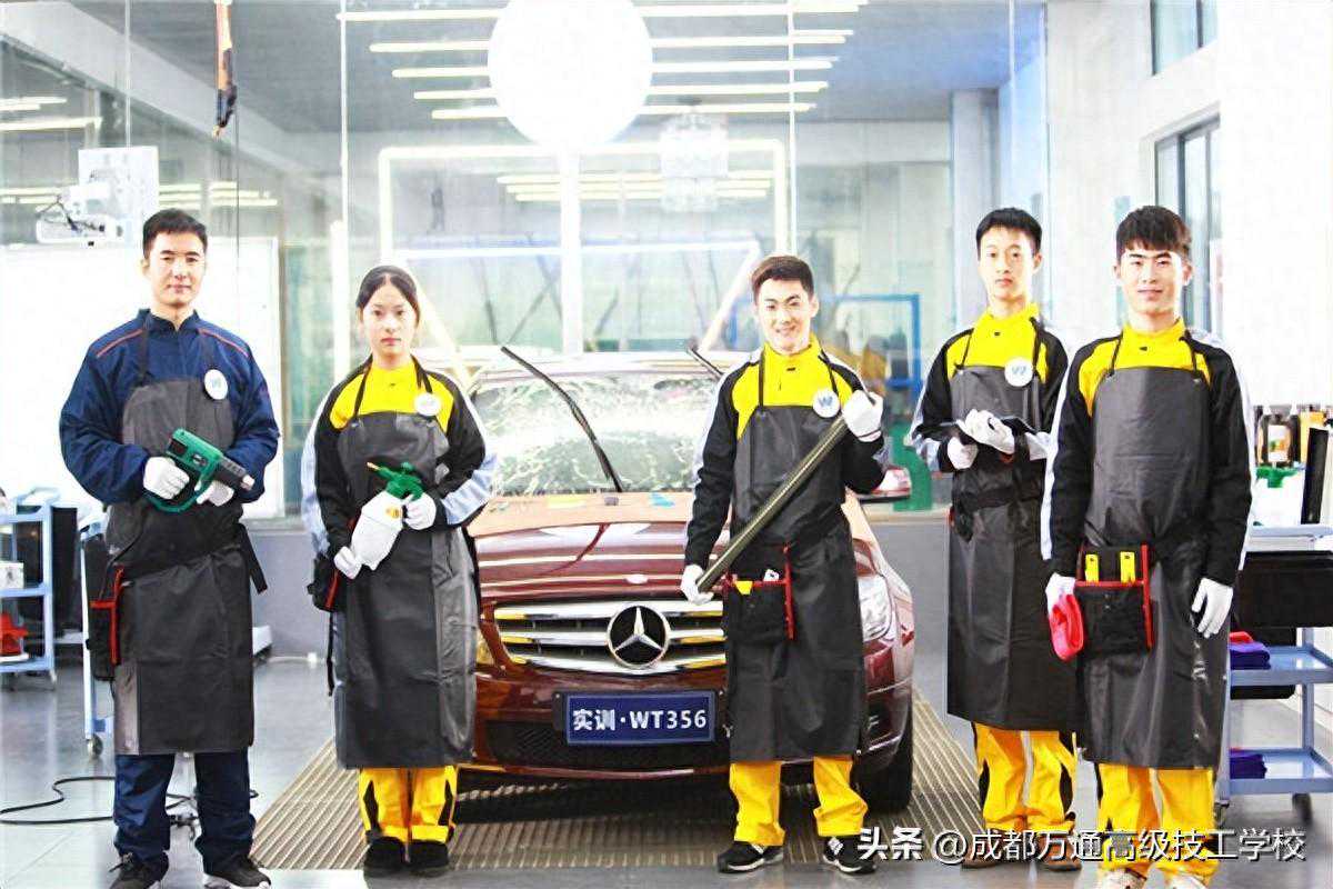 学汽车美容包含哪些项目？汽车美容前景分析