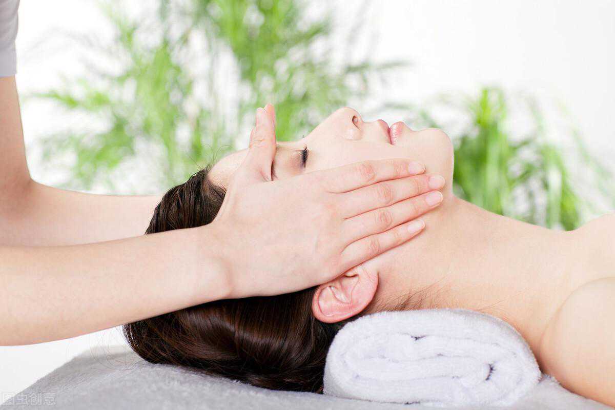 开一家美容连锁店？美容加盟店的4个类型