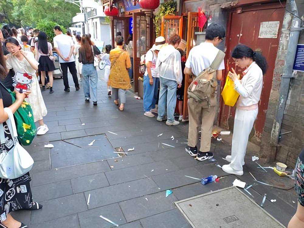 锐评丨窗口禁售餐食！南锣美容，擦亮的是胡同名片