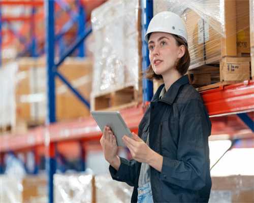 6招教你怎么减大腿赘肉，效果明显，与大象腿说拜拜~